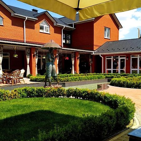 Hotel Заміський Комплекс Grand Prix Tsyurupynsk Exteriér fotografie