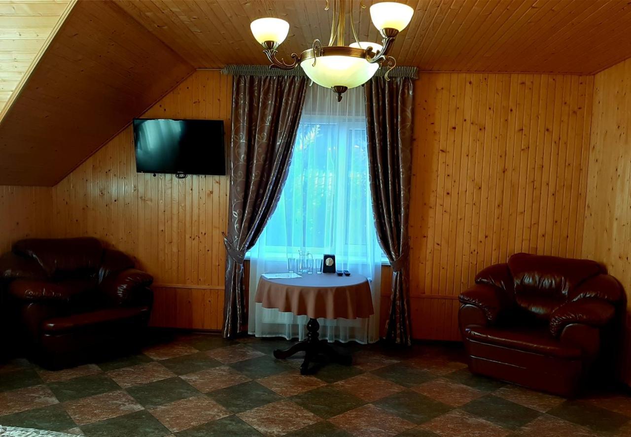 Hotel Заміський Комплекс Grand Prix Tsyurupynsk Exteriér fotografie