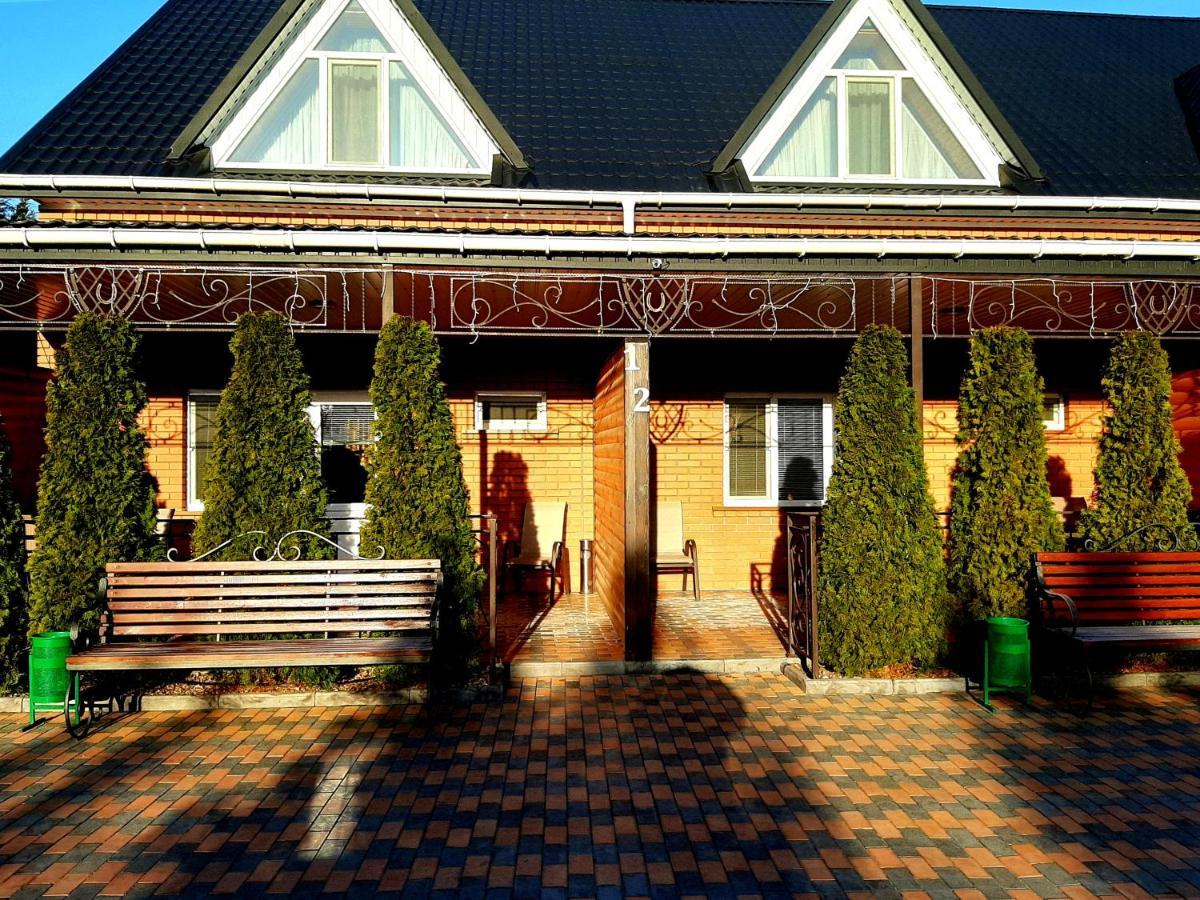 Hotel Заміський Комплекс Grand Prix Tsyurupynsk Exteriér fotografie