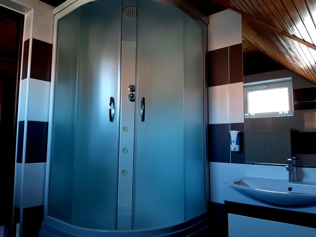 Hotel Заміський Комплекс Grand Prix Tsyurupynsk Exteriér fotografie